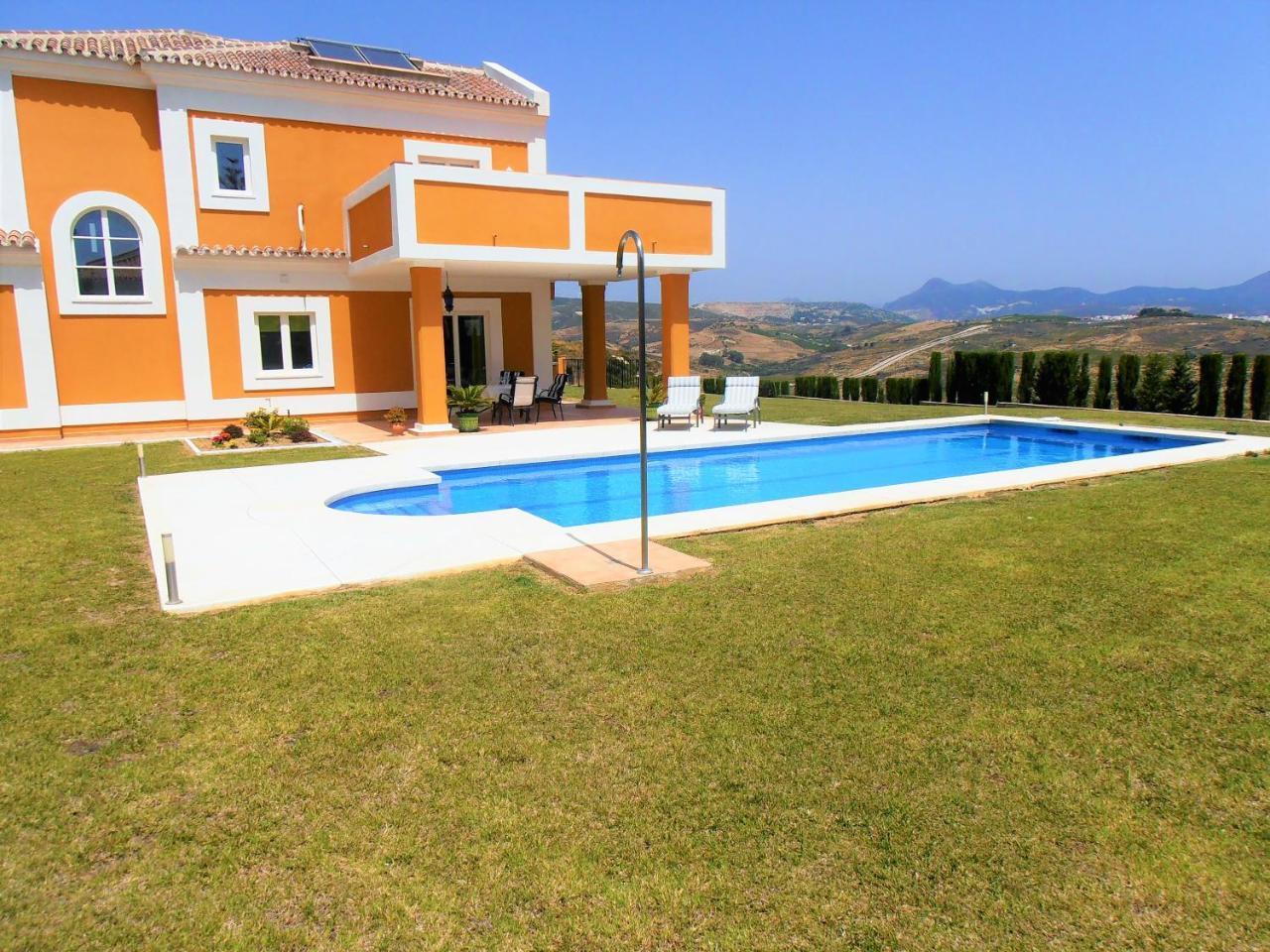Villa Princesa Kristina Castillo de Sabinillas 外观 照片